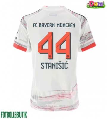 Bayern Munich Josip Stanisic #44 Bortatröja Kvinnor 2025-26 Kortärmad